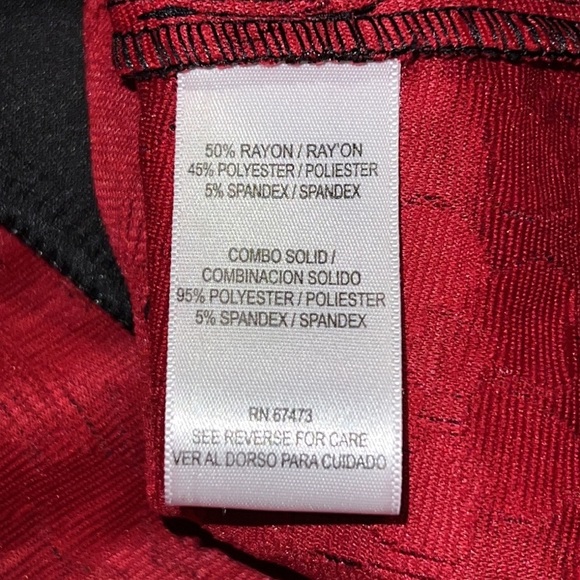 Gabby Skye size 6 dress red and black zipper close back 3/4 sleeves fit & flare - Picture 8 of 13